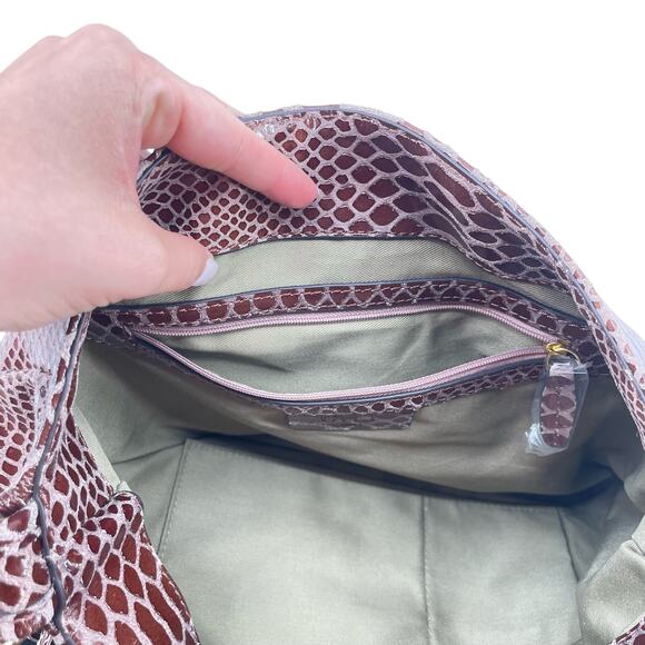 GILI NEW Brown Genuine Leather Textured Croc Reptile Fringe Shoulder Bag Purse - Picture 11 of 13